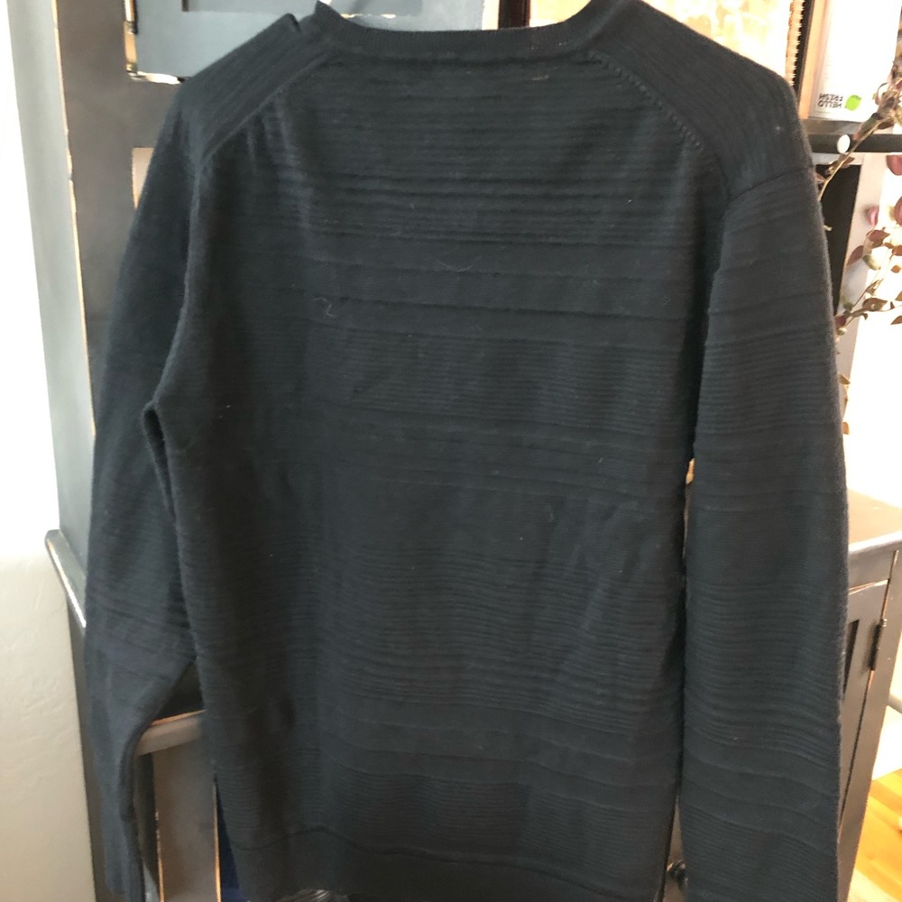 Men’s black Alfani slim fit lightweight sweater sized medium - Picture 8 of 8